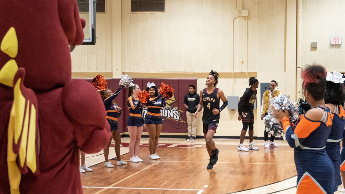 HowardCC's tweet photo. "Howard Community College has so many opportunities, resources, and hands-on technology." -Exercise science student Jalen

Spring semester begins January 28! Add another class and move closer to your academic goal 🎓

https://t.co/fVQB4AWgTM https://t.co/KIGwwxt4BH