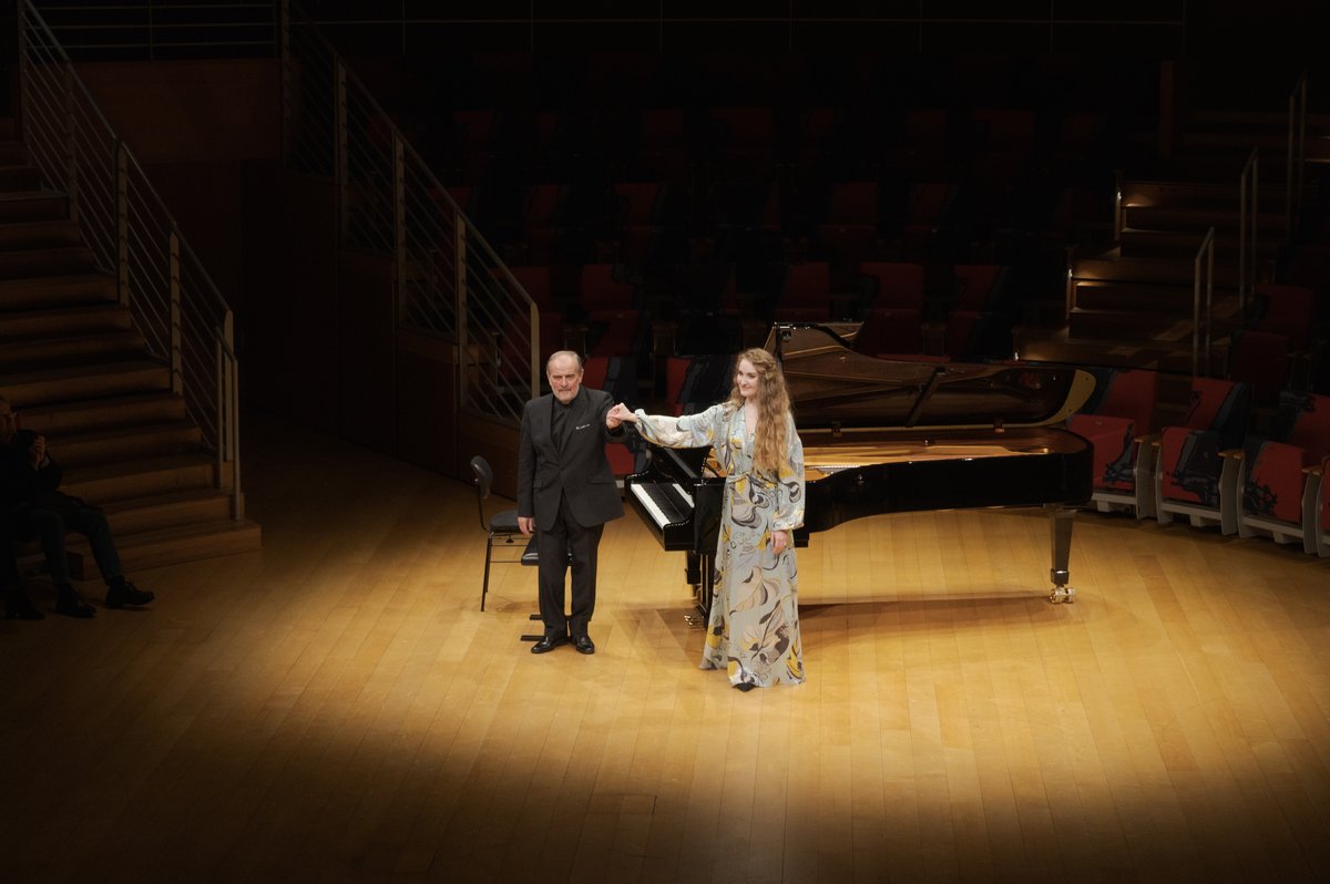 boulezsaal's tweet photo. Grandioso! Bravo to Nikola Hillebrand and Helmut Deutsch for their mesmerizing Schubert Week recital on Saturday night. https://t.co/yAbu6Bpo5R