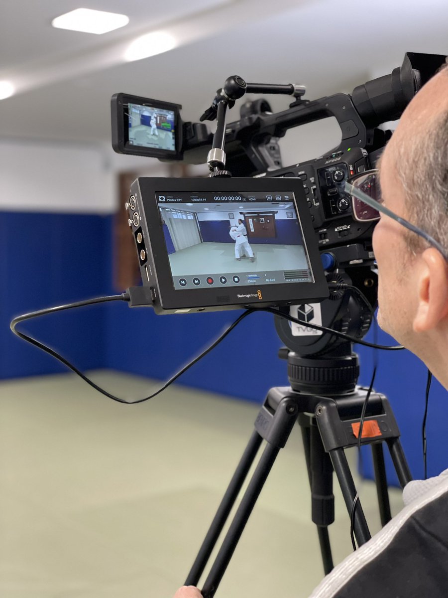 JudoCanada's tweet photo. New project @JudoCanada ? 🤔
But what ?
Un nouveau projet à JC ? Mais quoi ? 😉
Franck Moussima &amp; @Mohab_Elnahas 
📽️ @TVGOca https://t.co/TMobEaucWg