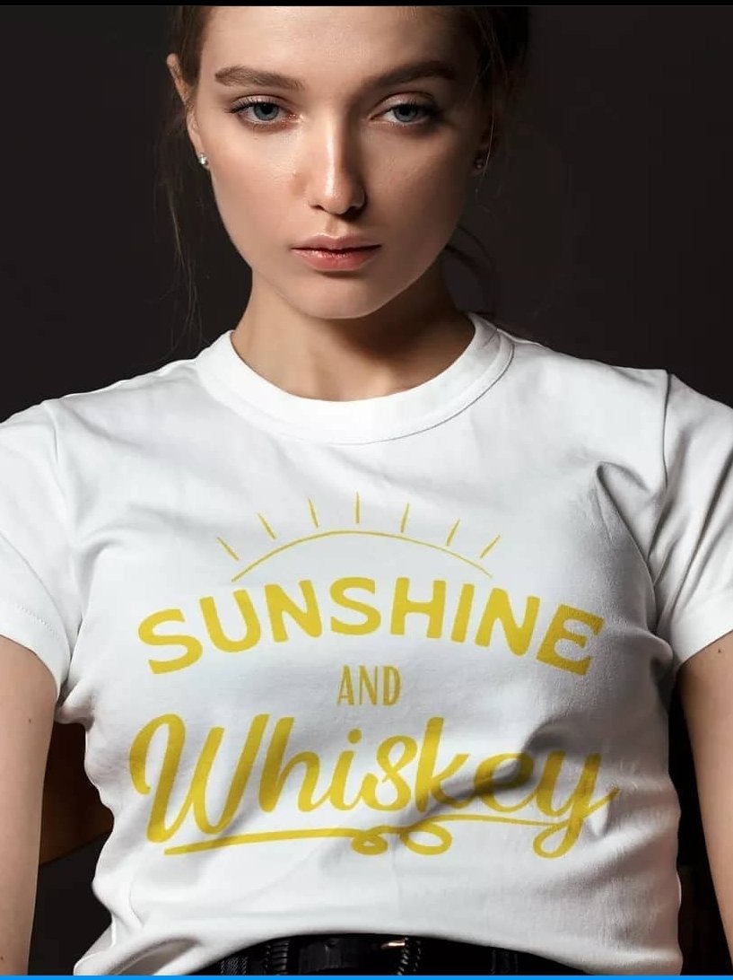 Everytime you kiss me 💋 it's like sunshine ☀️ and whiskey 🥃 #sunshine #whisky #whiskey #whiskeylover #sunshinetherapy #itsasummertimething #beach #5oclocksomewhere #daydrinks #frankieballard #tshirtdesign #tshirtshop #shoponline headhuntergear.com/products/sunsh…