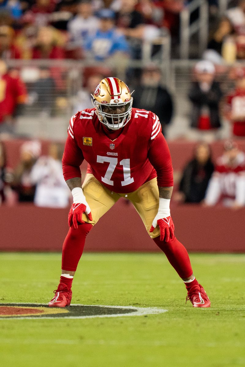 PFF's tweet image. Trent Williams vs Micah Parsons:

▪️ 15 pass-blocking snaps
▪️ 1 pressure allowed