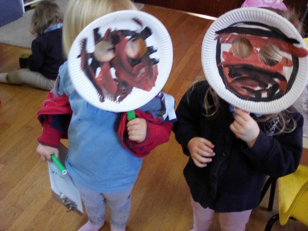 Better make some more sandwiches, look who has come to tea! #welovestories #youngreaders
