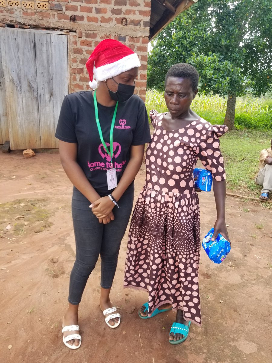 homefororphanss's tweet photo. The effects of the menstrual cycle are different from one woman to another Some women feel young again when they're done with menstruation. pass a pad to women and girls to improve on their menstruation hygiene.
#menstruation #breakthesilent #healt #savethecommunity https://t.co/1OguBaaVDm