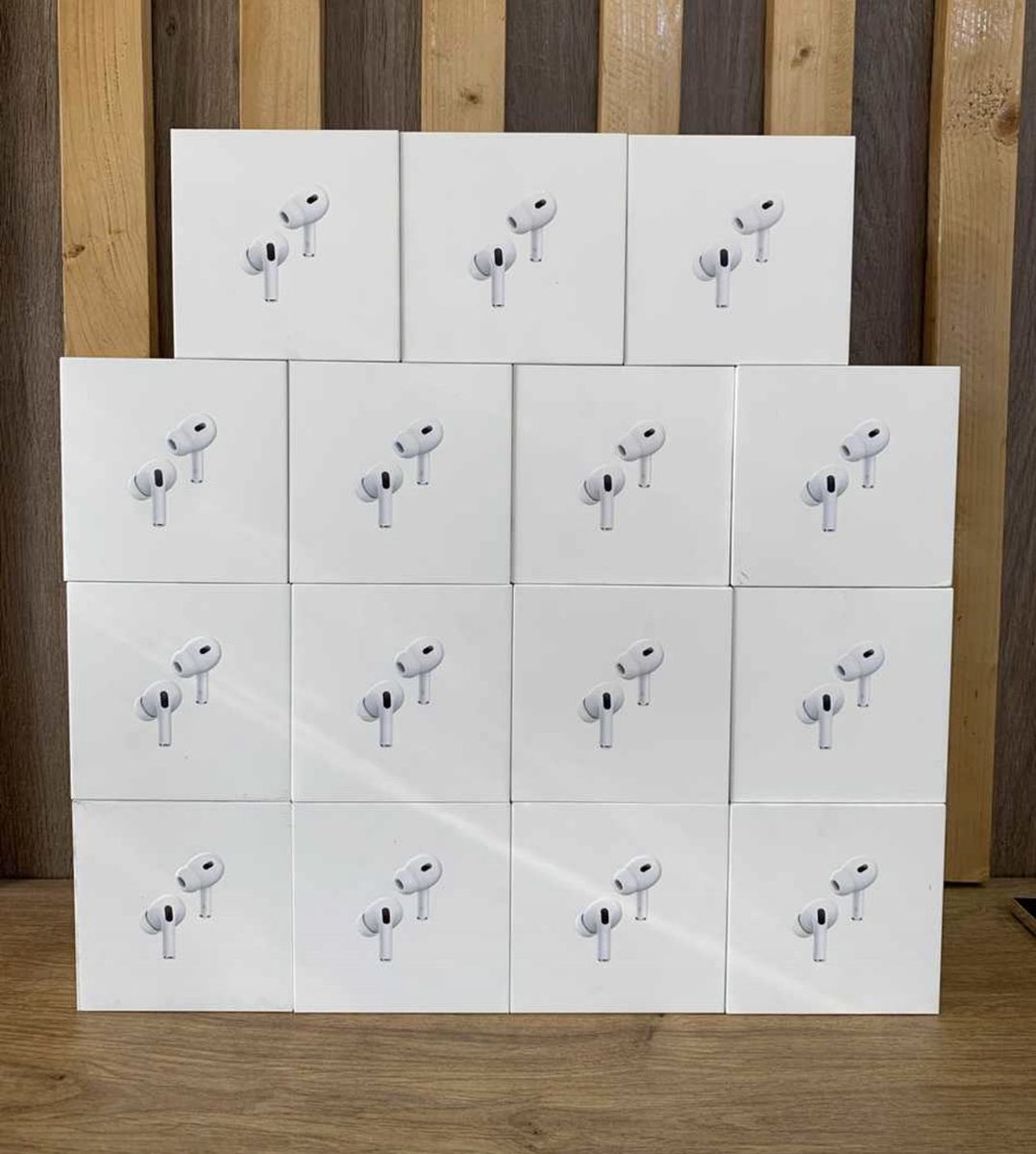 PhcGadget's tweet photo. Valentine 💌 is here!

Gift your partner something valuable!!

AirPods Pro 2
Apple Watch series 8
Apple Watch Ultra!!

All available! https://t.co/jwqyLRrIbV