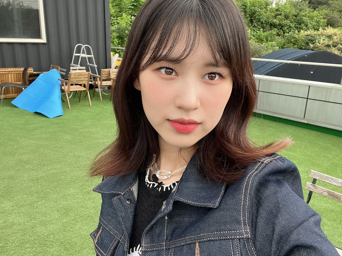 WekiMeki's tweet photo. 내가 바로 시계는 와치~~✌️✌️
#와치 #엘리 https://t.co/2pNjFOmGns