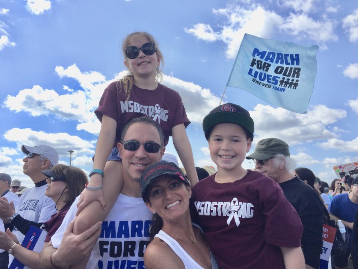 elliestreet26's tweet photo. @STEAMwithYsa @NAEducation @NBPSEagles This is a photo of my family and I at the March for Our Lives protest in March 2018. It is meaningful to me because we live in Parkland and support gun control legislation. https://t.co/M7Qm4yuuCs