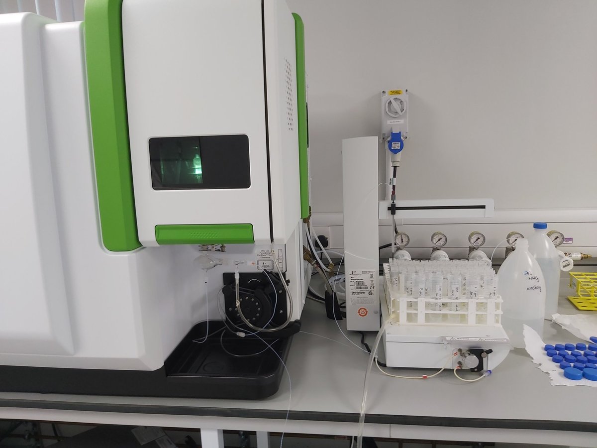 Just finishing up an elemental analysis. It's great to be back in the lab