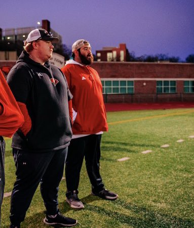 Coach Mo de la Garza tweet media