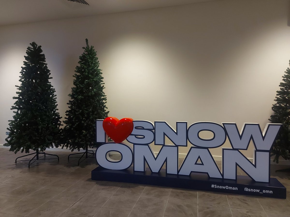 soharmoon33's tweet photo. سنو عمان ❄️
تجربة جميلة 😊👍 https://t.co/GXMug7J41s