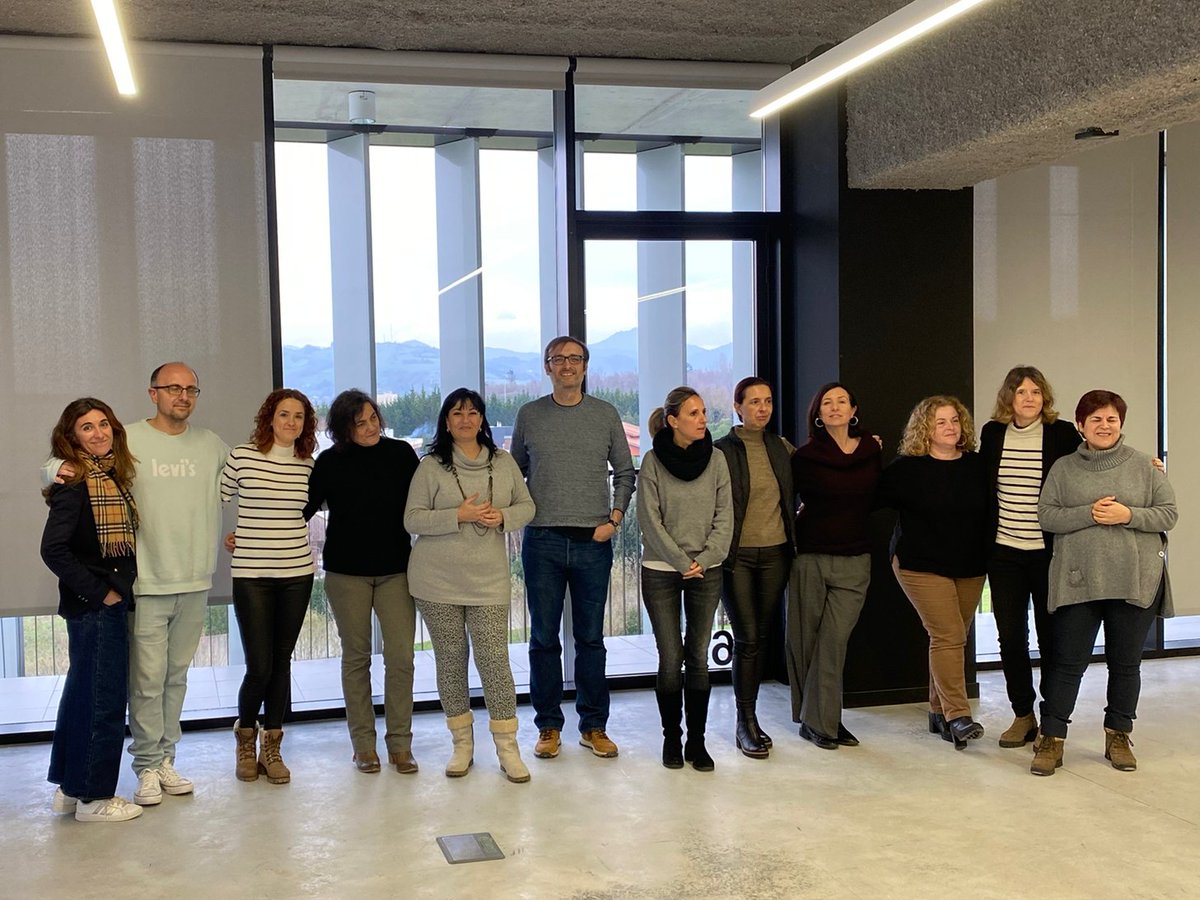 FabrikaNCE's tweet image. Kontzientziazio eta Trebakuntza faseak amaituta, #Spanset-ek  harremanak izateko beste modu baterantz aurrera jarraitzen du, Eraldaketa programari hasiera emanez.

Ziur gaude iritsi dela #KulturaBerria erakunde osoan garatzeko unea 🚀

#FabrikaNCE #MetodoFabrika