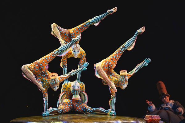 ‘Mesmerising from beginning to end’: #CirqueduSoleil’s #Kurios is a mind-boggling escape from reality, unveiling a steampunk-inspired universe where the unexpected lies at every corner, says <a href="/CTheatrePassion/">Carn'sTheatrePassion</a> <a href="/Cirque/">Cirque du Soleil</a> #theatrereviews ★★★★★ dlvr.it/ShK5yW