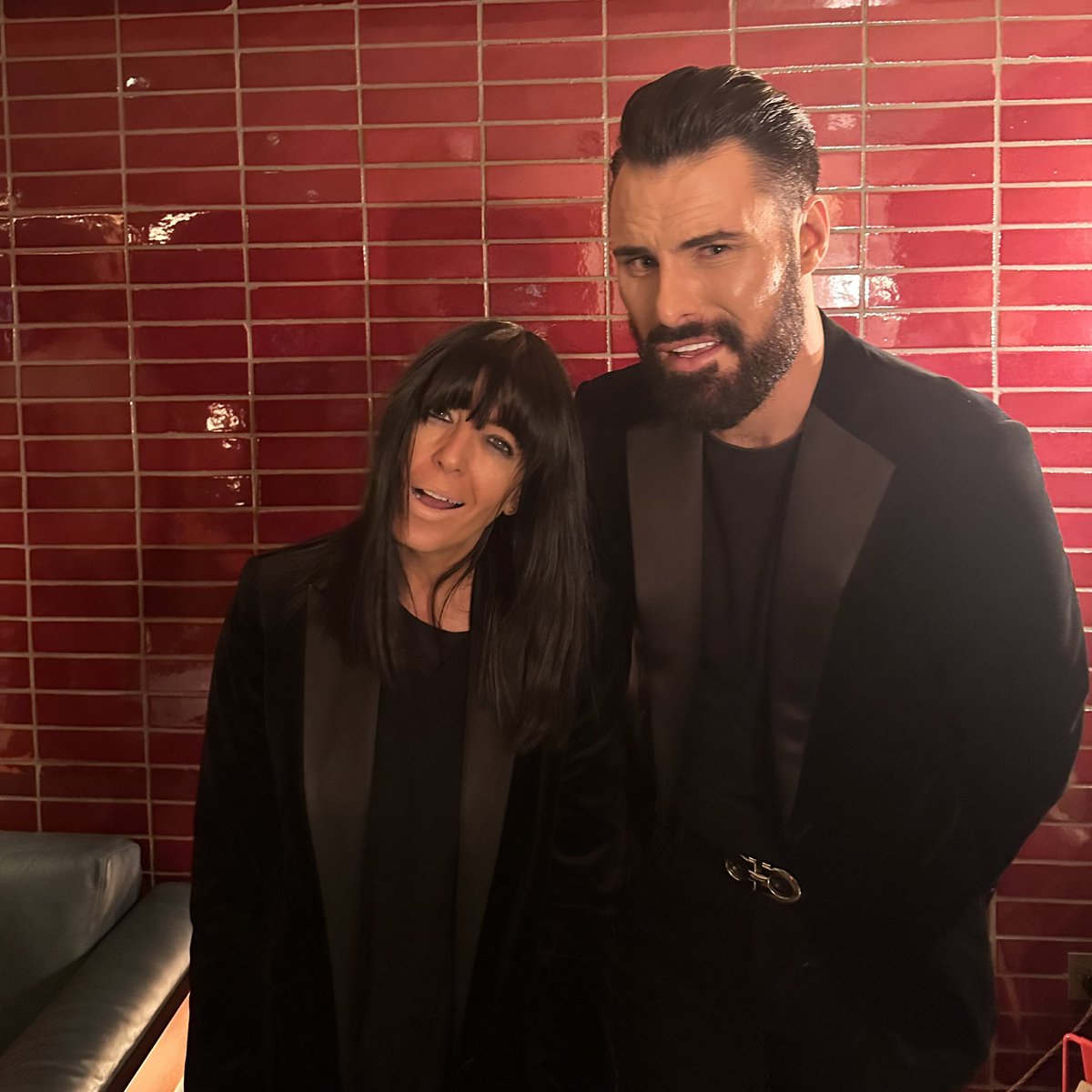 R Y L A N tweet media