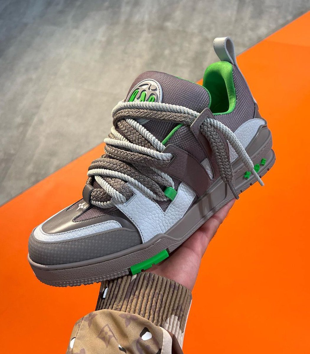 MofongoKicks's tweet photo. Louis Vuitton sneakers @ Paris Fashion Week 2023 ✨ https://t.co/pLzm6jvMdY