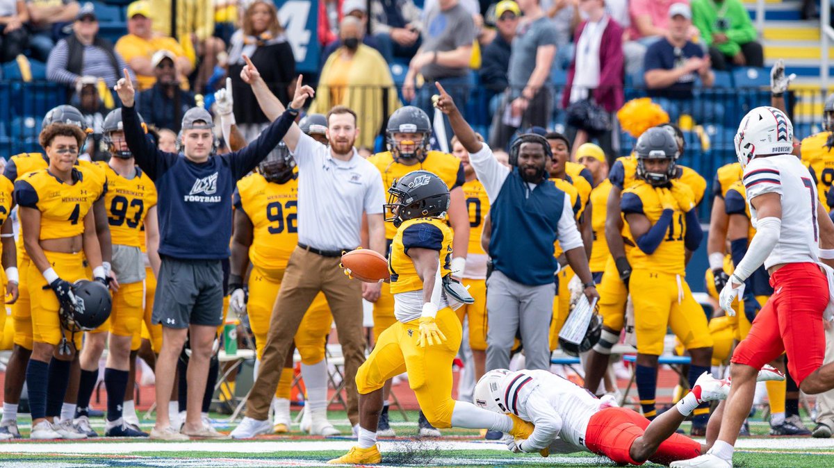 Blessed to have received my first D1 offer from Merrimack College!! <a href="/Coach_Mehleisen/">Dan Mehleisen</a> <a href="/CoachSchell_/">Matthew Schell</a>