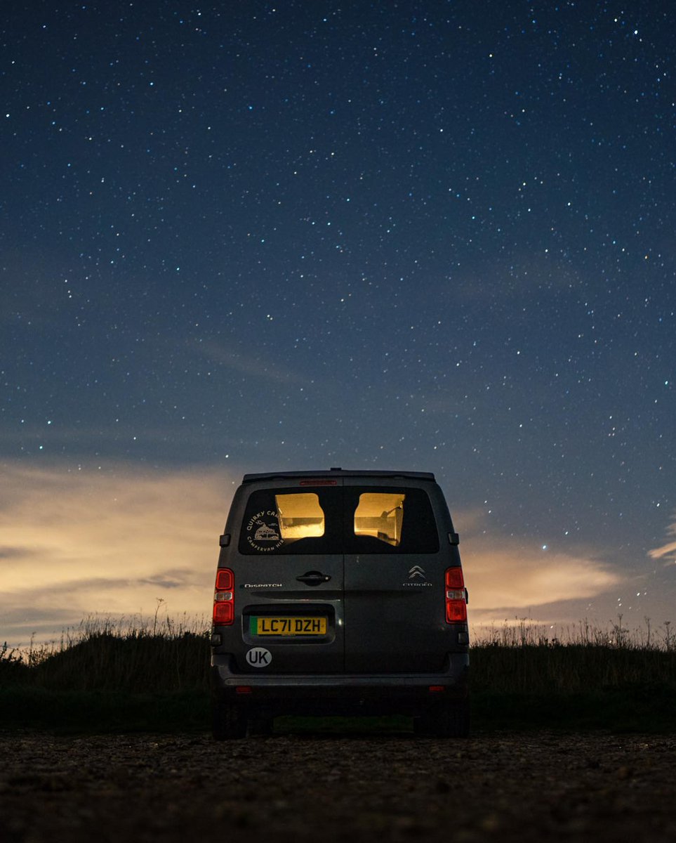 Eve is in hibernation for now. So I’m the meantime here are some of my favourite shots from last year 💙 

annapumerphotos and toddlawtonphotography travelled through France last year in Eve. 

#campervan #camperlife #camperlifeeurope #electriccampervan #electricvanlife #camping
