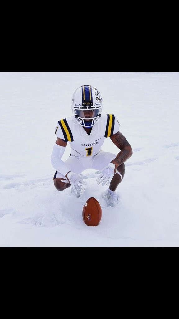 1kdame_'s tweet photo. After a great conversation with @CoachKindle I am blessed to say that I have received an offer from @ABFootball 🙏🏽, Thanks for the opportunity! #AGTG https://t.co/qx3dFuW8uL