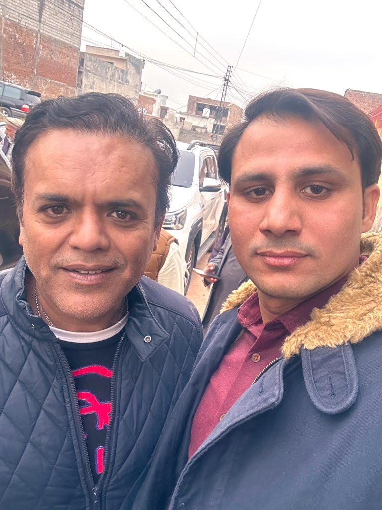 Imtasal Ch (@adv_imtasal) on Twitter photo Pleasure to meet #Kashif Abbasi (کاشف عباسی)،
a Pakistani journalist, television talk show host
and anchorperson <a href="/Kashifabbasiary/">Kashif Abbasi</a> <a href="/RizwanKhalidIRF/">Mian Rizwan Khalid</a> <a href="/NaveedMusa11/">Naveed Musa PML Toba Tek Singh</a> Pleasure to meet #Kashif Abbasi (کاشف عباسی)،
a Pakistani journalist, television talk show host
and anchorperson <a href="/Kashifabbasiary/">Kashif Abbasi</a> <a href="/RizwanKhalidIRF/">Mian Rizwan Khalid</a> <a href="/NaveedMusa11/">Naveed Musa PML Toba Tek Singh</a>