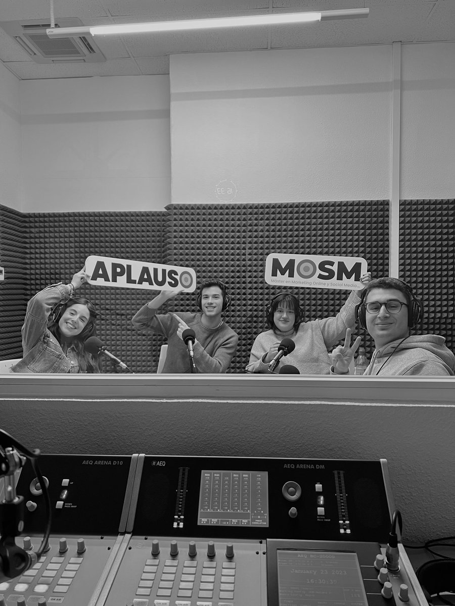 MasterMOSM's tweet image. ¿No sabes qué hacer con tu vida? Pues la segunda grabación del podcast MOSM está en camino y con la colaboración de un exmosmer #FamiliaMOSM