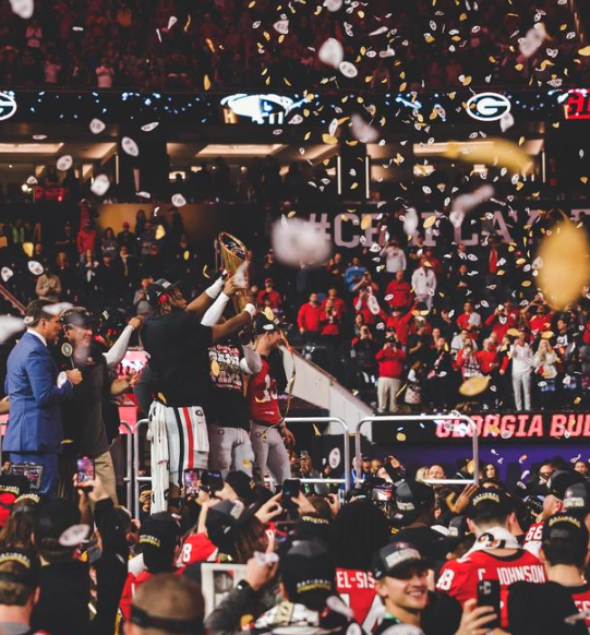 Athens NIL Club 🐶 tweet media