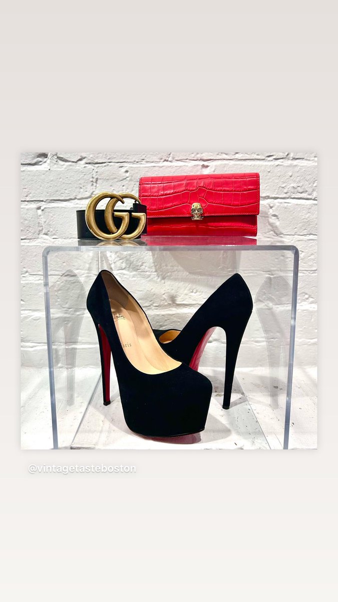 vintagetastebos's tweet photo. Vintage Taste has the perfect accessories for a night out in the city. Complete your look with these #Louboutin #VictoriaPlatformHeels, an #AlexanderMcQueen wallet/clutch and a #GucciBelt.
#womensconsignment #mensconsignment #mcqueen #louboutin #gucci #chanel #fendi https://t.co/Kv7dpmpdwk