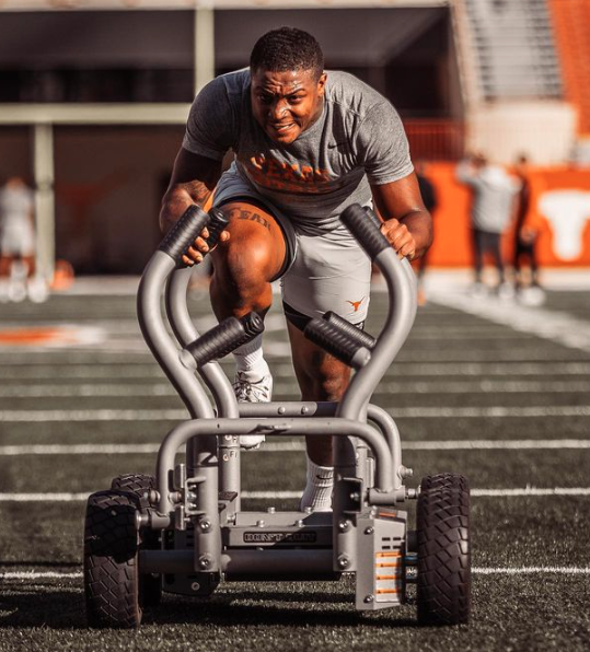 Back at it 🤘

h/t Texas Football