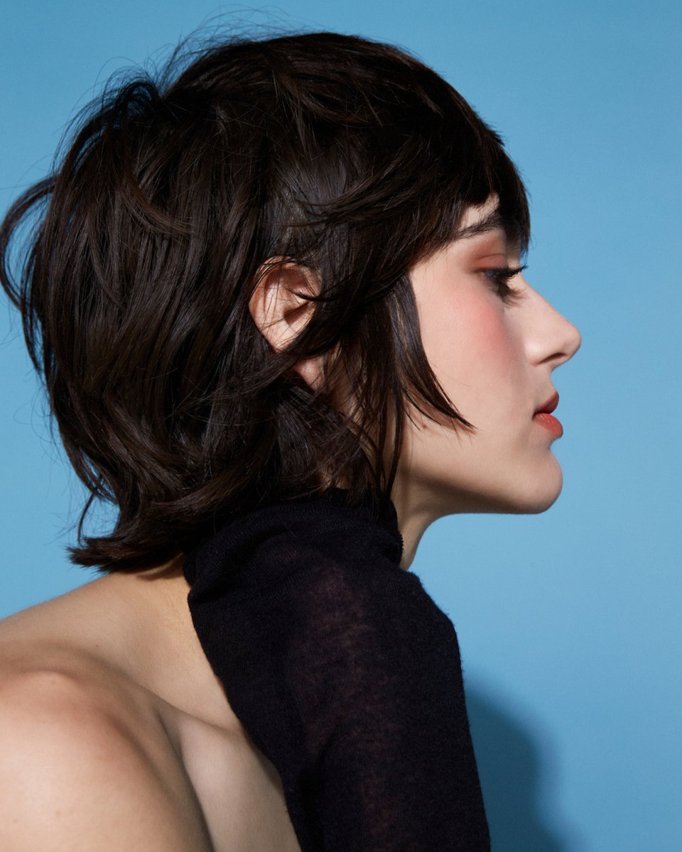 Styling layered short cuts is fun when you have access to the Roomie and/or Roadie. There are endless options, just warm up my "custom designed hair pomade” and work it throughout hair. Pinch the ends together for more control and style. This is one of my fave cuts on @sophie__