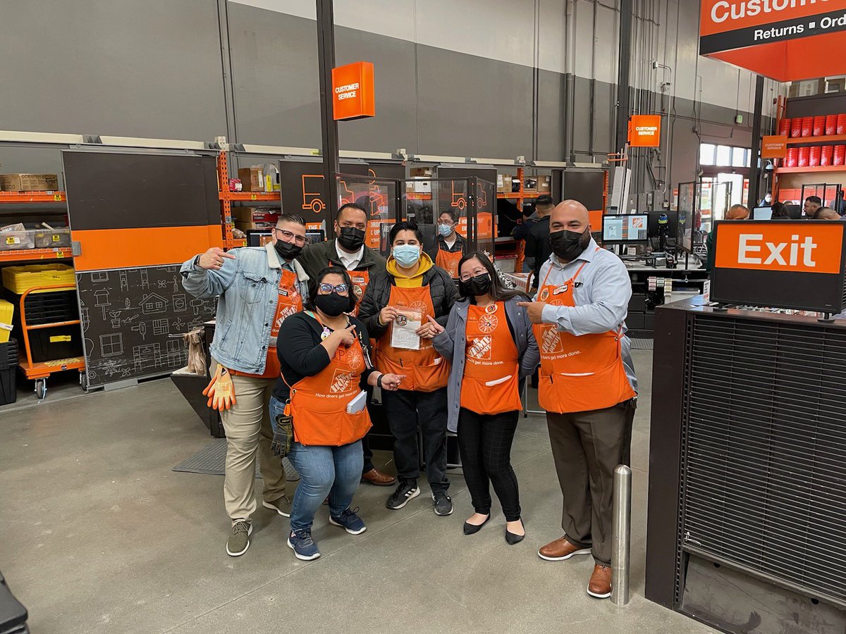 Shoutout to Angelica D31, who has only been here for three months for consistently driving excellent customer service with a positive attitude. <a href="/HD_JGuizar/">JOE GUIZAR</a>
