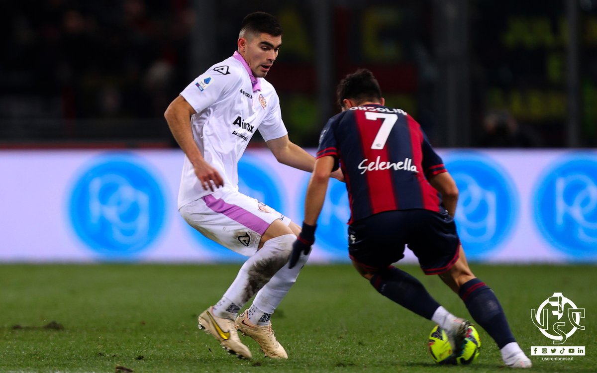 USCremonese's tweet image. #BolognaCremonese 🔎👀📝

Report 📝➡️ bit.ly/bol-cre-report
Mister #Ballardini 🎙️📹📝➡️ bit.ly/ballardini-bol…
Marco #Benassi 🎙️📹📝➡️ bit.ly/benassi-bol-cre

#SolAmAi #ForzaGrigiorossi #DaiCremo #SerieATIM 🔘🔴