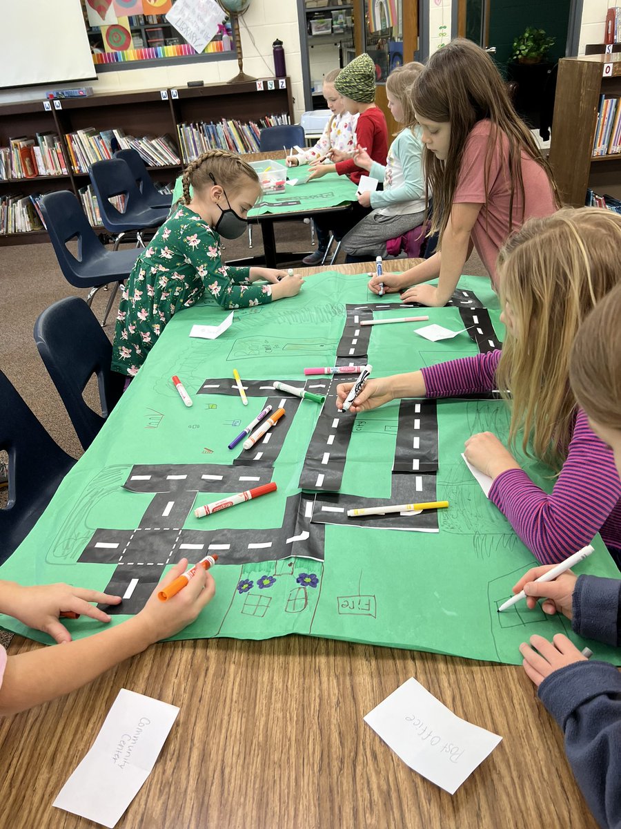 MissMartin_MV's tweet photo. Kinders and 1st graders have been working hard the last 2 weeks studying communities and beginning to shape their own! They have had to problem solve their way out of a workers strike and a natural disaster so far! #Enrichment #WELearningLab https://t.co/HE62Hrvc7T