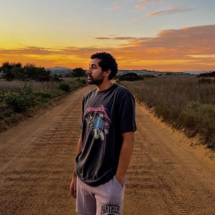 TheInsiderSA's tweet image. Want to make 2023 the year you experience more? Be like content creator @GarderScott &amp;amp; start using your Capitec Bank account to save for experiences. It’s so simple when you use the #CapitecLiveBetter savings options on their app!

Start saving today:
capitecbank.co.za/live-better/lb…