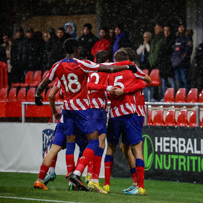 AtletiAcademia's tweet photo. ¡A por los octavos de Copa del Rey! 💪

🆚 @RCDcantera 
⏱ 18:00 horas
🏟 Abegondo

¡Vamos, Juvenil A! ❤️🤍 https://t.co/20Admtka3B