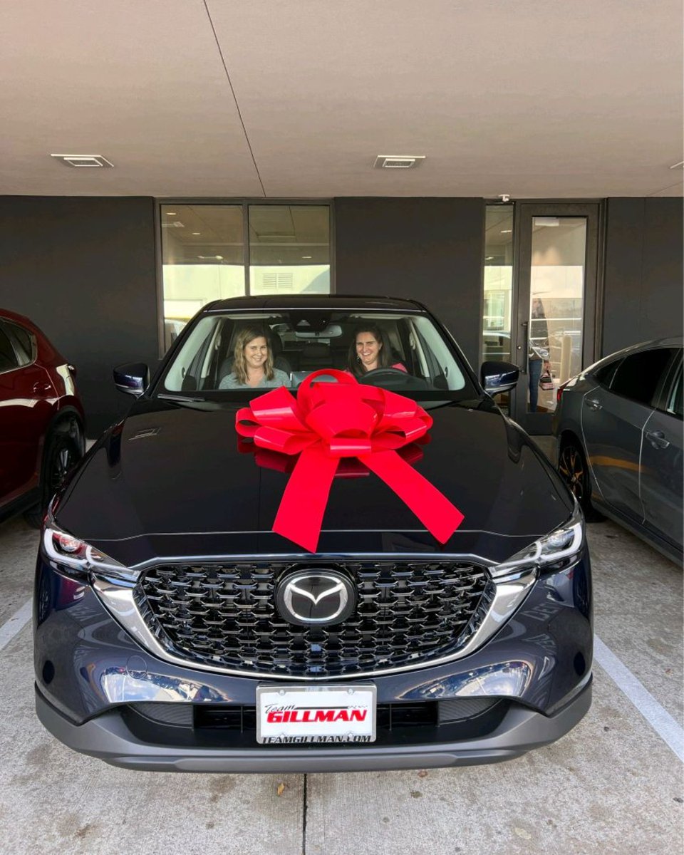 Happy smiles all around! 😁

Congratulations on your new car, ladies, and welcome to the #TeamGillman family! 🙌

Check out our new inventory! ➡️ bit.ly/3Vi8Cme

#Mazda #Houston #NewCar #HappyCustomers #Automotive