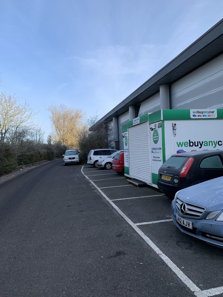 Levitan1296's tweet photo. @webuyanycar you should rebrand as WeParkAnywhere. It’s a private road so use the free spaces you have and stop blocking lorries from getting past!!! https://t.co/dQEMttEMVm