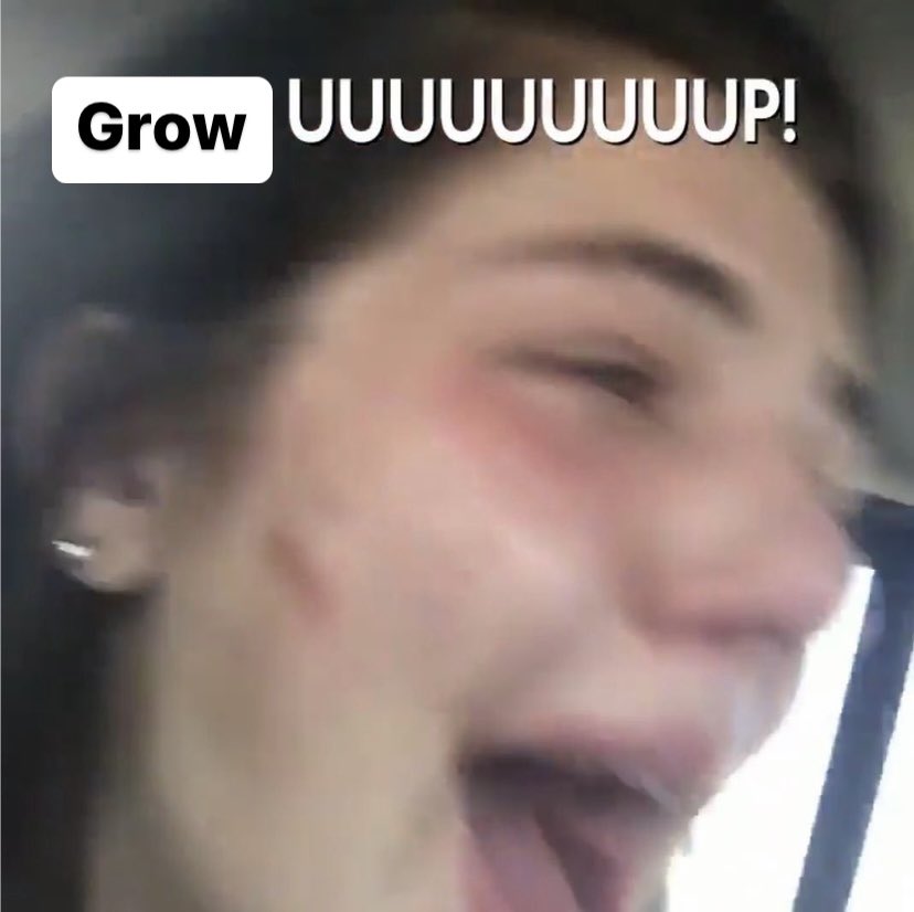 mr_froodo's tweet photo. Austin Butler apparently “stuck” in his Elvis voice but wouldn’t even get chubby to play the part.. https://t.co/43U80cMpFu