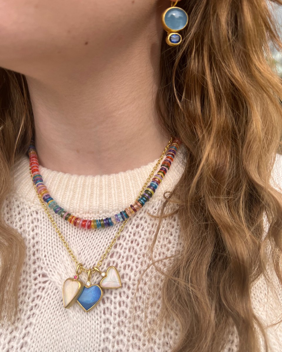 Never stray away from a pop of color... or a lot of color. 

All pieces by @stephaniealbertsonjewelry.
.
.
.
.
.
#shopsinglestone #gemstonelover #notd #luxeaddict #oneofakindjewelry #timelessjewelry