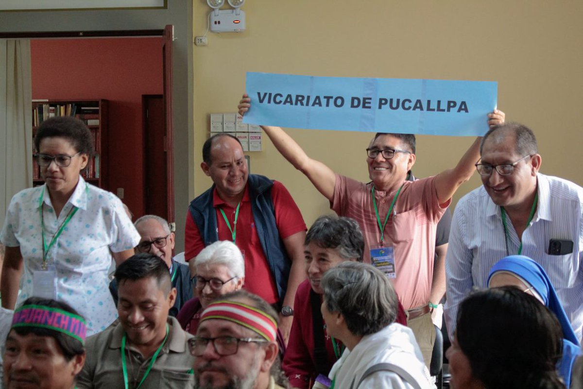 CaaapPeru's tweet photo. 🟢 Desde el #CAAAP, compartimos el inicio del "Encuentro de Misioneros de la Amazonía Peruana: A la luz del Sínodo Amazónico". Participan más de 90 misioneros de los ocho vicariatos de la #Amazonía del #Perú. https://t.co/kojzUB8fu2