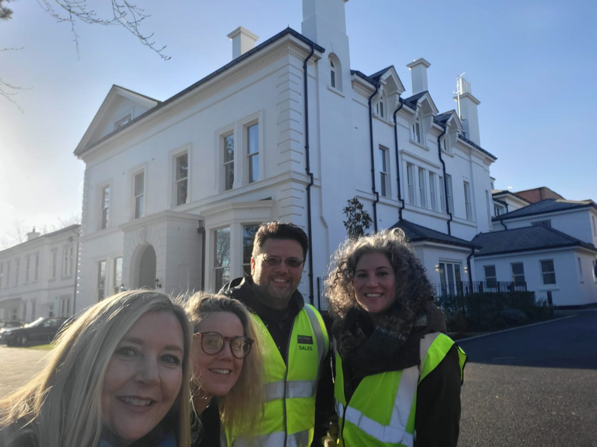 WhiteCrowCGI's tweet photo. Crows on Site! We ended the week on a high when some of the White Crow team visited @SpitfireHomes π‘ We created a bespoke digital marketing package,offering the developer a practical & versatile way to market their properties before they have been built #propertycgi https://t.co/AmI8lqOsnn