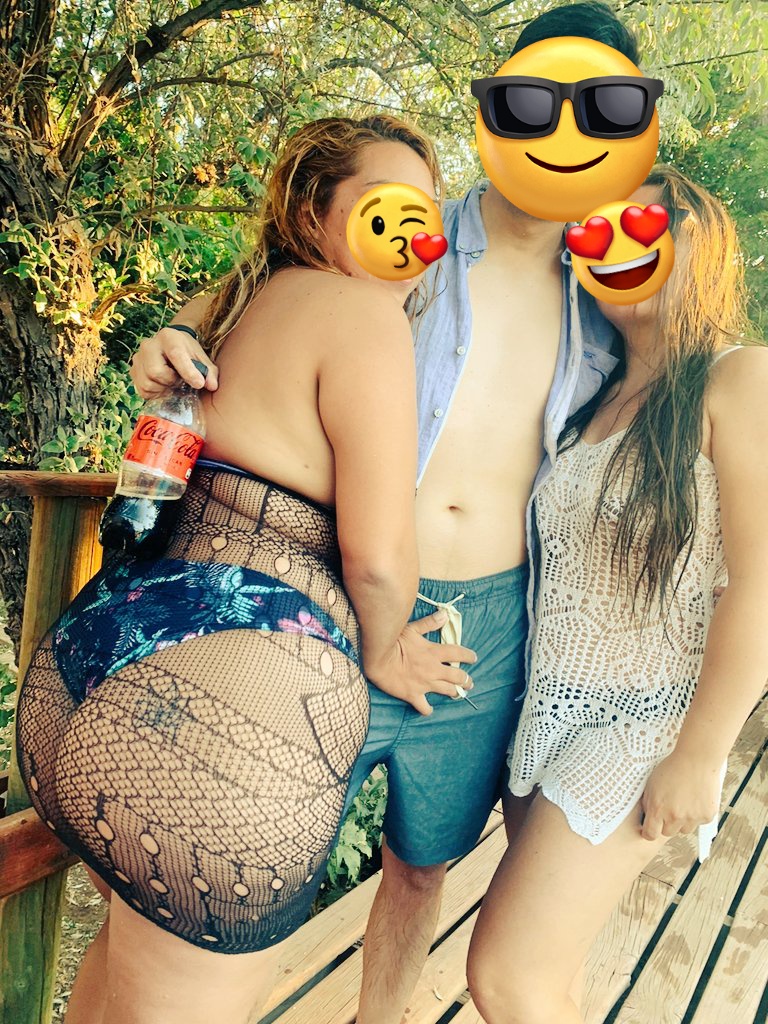 Cn las mejores una rica pool party