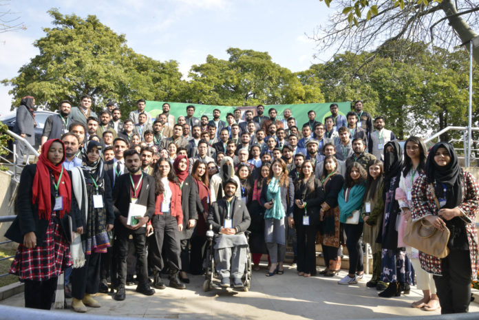 MuneebaRajput's tweet photo. 17th Youth Parliament of Pakistan 
Alhamdullilah ♥️ Ma Sha Allah 
@AmnaKausarM 
@ABMPildat 
@Pildat 
@YouthParlPak https://t.co/UeUKtzyIMz