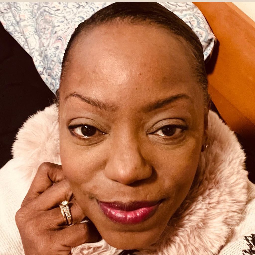 PositivEeinergy's tweet image. Had a dream I was sitting with @diddy at work. ❤️My GF thinks I should work with @willsmith #imjustready #Eeinnergy #writerdirector #thoughts