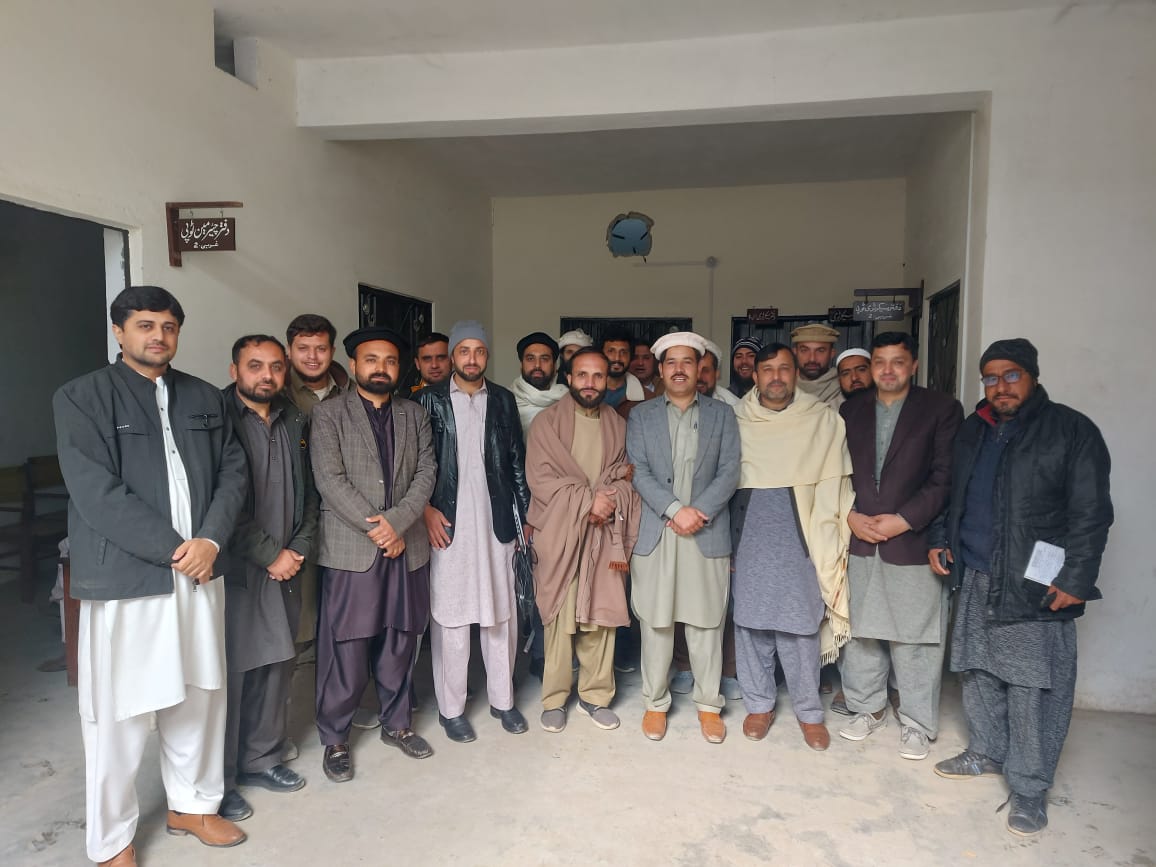 ADLocalgov's tweet photo. #Rashid_Aslam #DGlocalgovtkpk @general_kpk
@dglgrddkp
23/01/2023
آج مورخہ 23/01/2023  کوتحصیل ٹوپی اسسٹنٹ ڈائریکٹر جناب راشد اسلم صاحب کی ہدایت پر ویلج ونیبر ہڈ کونسلز کی پروفائلنگ کے لئے سیکرٹریز صاحبان کی ٹریننگ کا انعقاد https://t.co/PY7np3iNlV