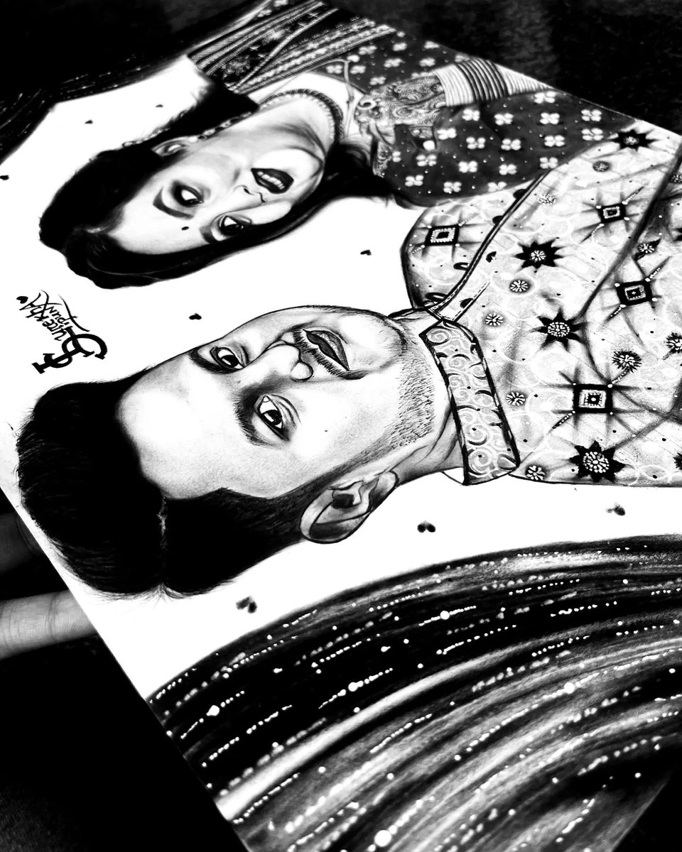 PravaSili's tweet photo. Sili_Art🔥
#art
#art #artist #ArtworkUser 
#Twitter #famous #charcoal https://t.co/GvpiCTie8e