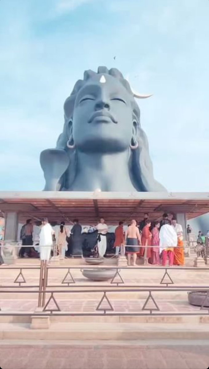 SauRavKmr3's tweet photo. #adhiyogi_shiv_statue
#Har_har_Mahadev🙏🏻 https://t.co/AdVLuOJE7a