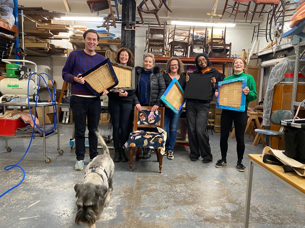 schoolofstuff's tweet image. Another lovely bunch at the weekend for our Upholstery Taster!

If you'd like to make a drop-in seat for a dining chair and learn about the key differences between traditional and modern upholstery, join us for the next one – 25-26th March 2023. 

theschoolofstuff.co.uk/courses/uphols…