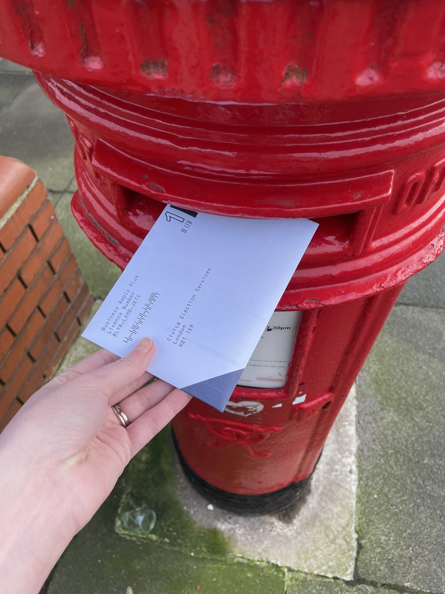 Voting yes for junior doctor strikes. 🗳️ Pay restoration ➡️ retention ➡️ safe staffing ⏩️ patient safety!