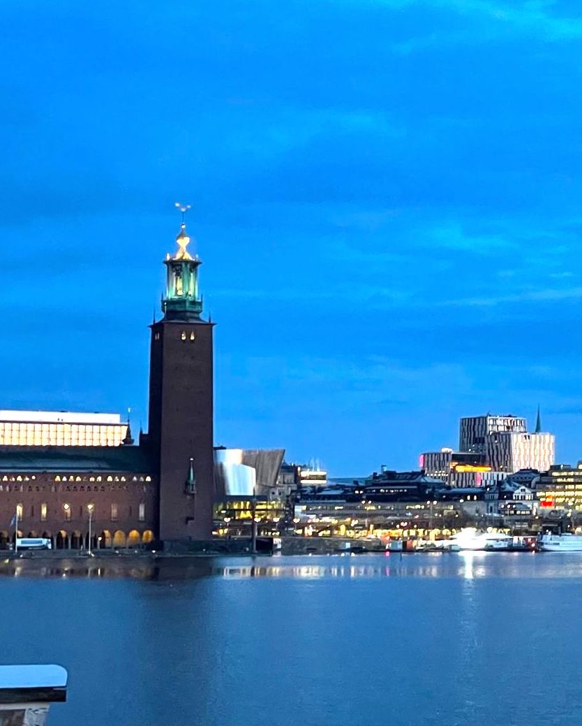 TUIGroup's tweet photo. #TUI Group CEO Sebastian Ebel visited our Stockholm workplace this week to discuss latest developments in travel tech, the recent launch of our 'accomodation only' platform and – not least – to have a good cup of coffee with colleagues. 🇩🇰🇫🇮🇳🇴🇸🇪 https://t.co/rd2ilVyNsZ