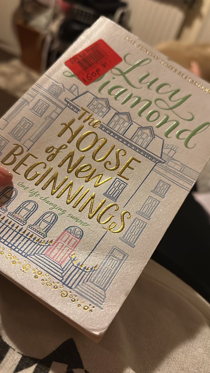 BookreviewsKels's tweet image. Currently reading! #booktwt #booktwitter #bookcontent #reading