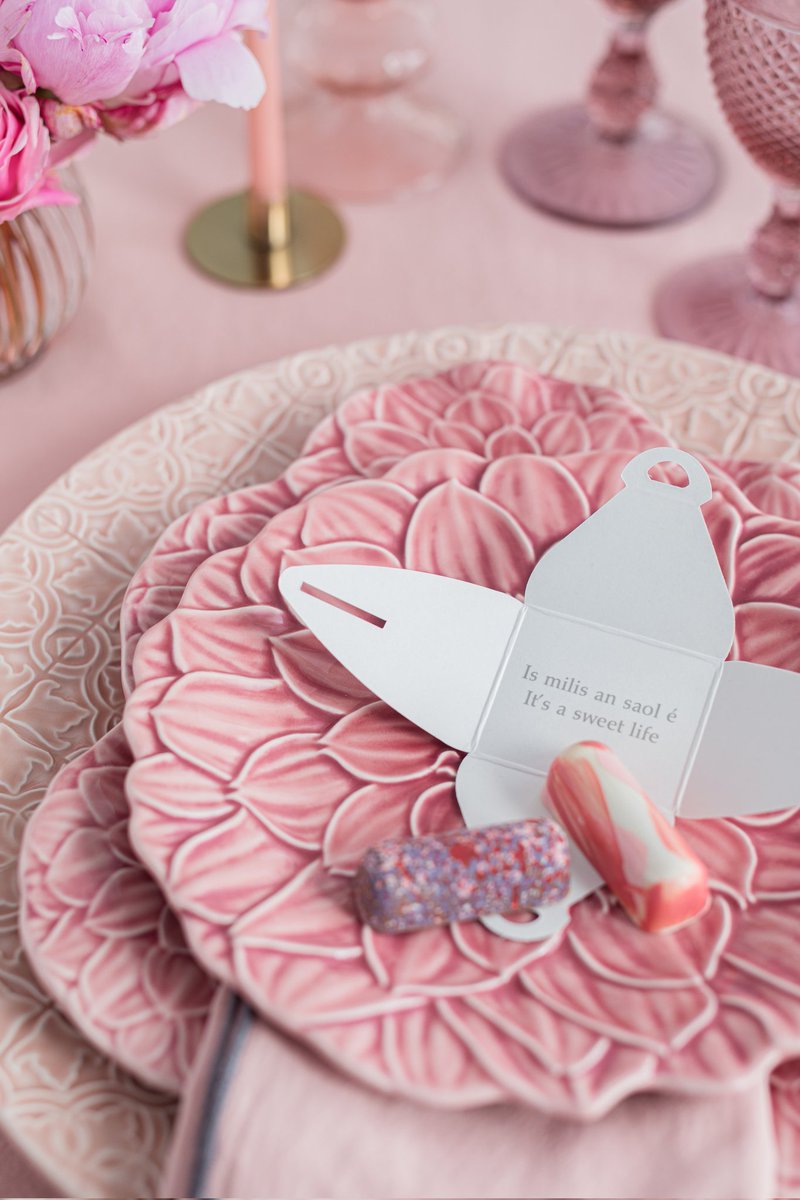 gra_chocolates's tweet photo. Did you spot that our 2 piece boxes are now available to order on our website? Go check them out 💕💞💕 https://t.co/C9XsecilL4