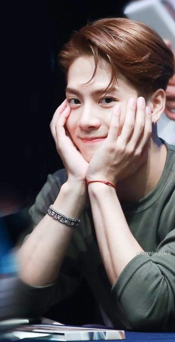 M_kavi_'s tweet photo. 💚❤️💚❤️

#ProtectJacksonWang
#WeLoveYouJackson https://t.co/WlRPWyogmf