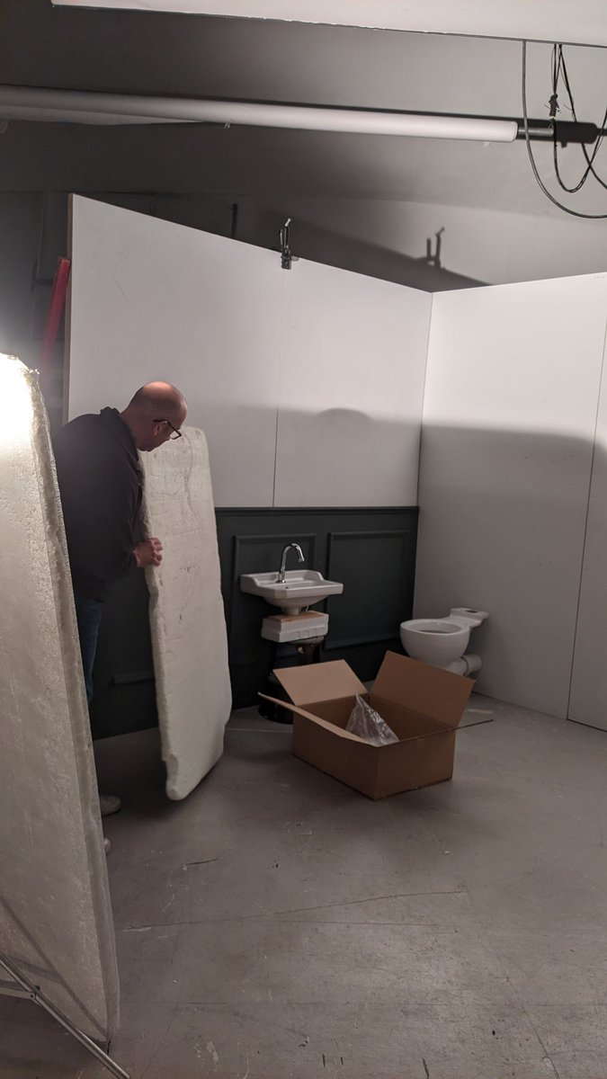 FPDNorwich's tweet photo. Getting the studio ready for Wednesday's shoot! #photography #studio #focalpoint #bathroom #setdesign #Hardwork https://t.co/njwwqV76p8
